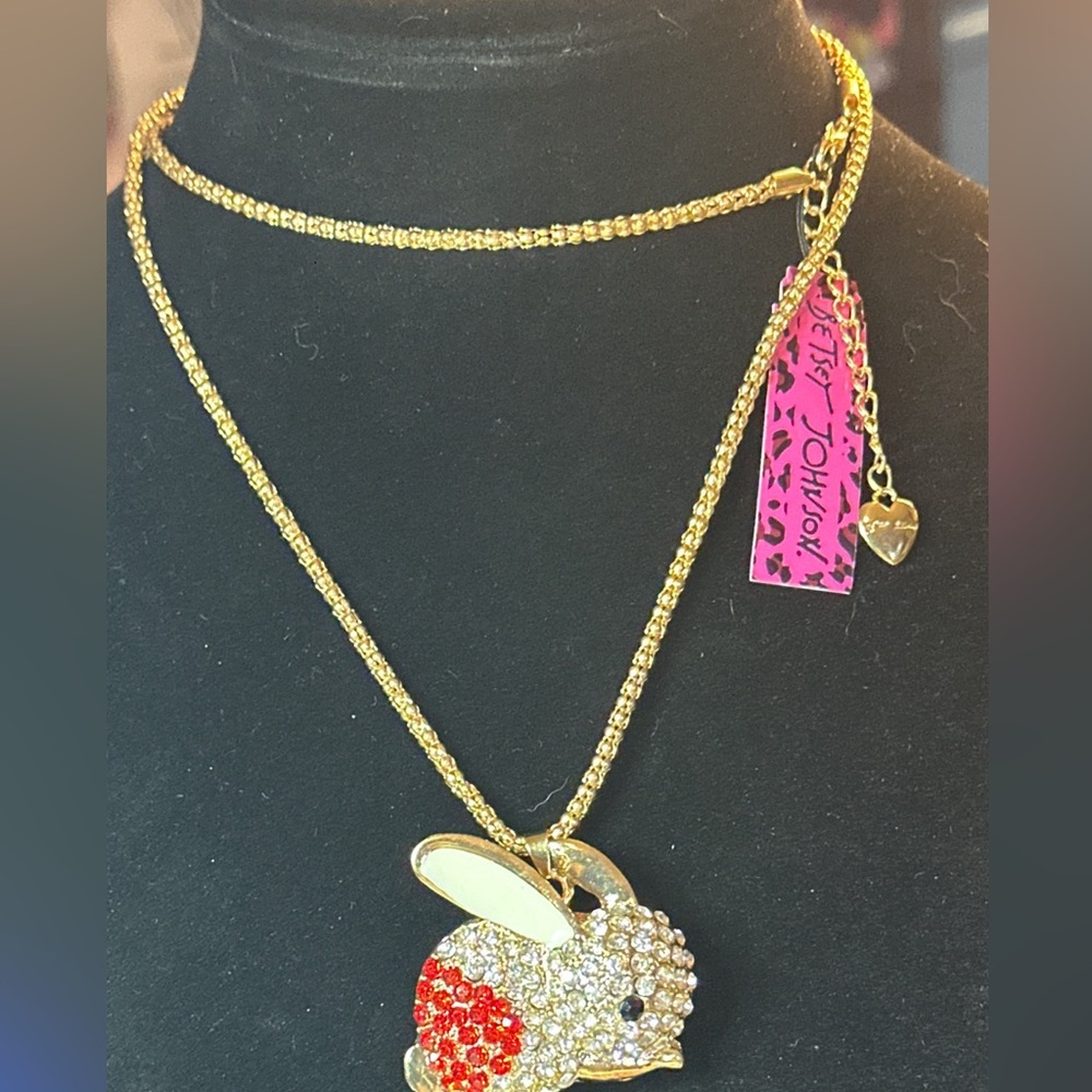 Designer Betsey Johnson Gold-Tone Enamel Crystal Bunny Pendant Necklace28”🐇